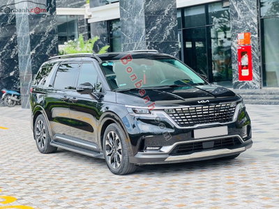 Xe Kia Carnival Signature 2.2D 2024