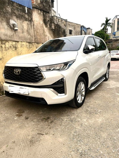Toyota Innova Cross 2024 V 26.000 km
