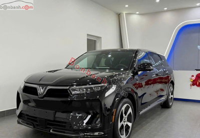 Xe VinFast VF9 Eco 2026