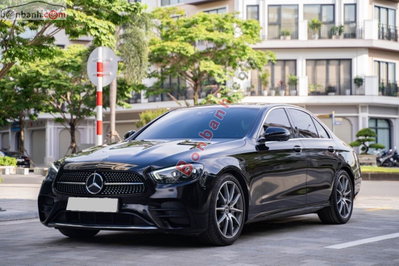 Xe Mercedes Benz E class E300 AMG 2023