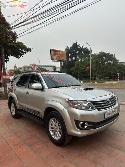 Xe Toyota Fortuner 2.5G 2014