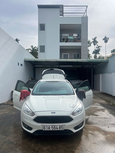 Ford cus 2018 chính chủ màuTrắng 85.000 km
