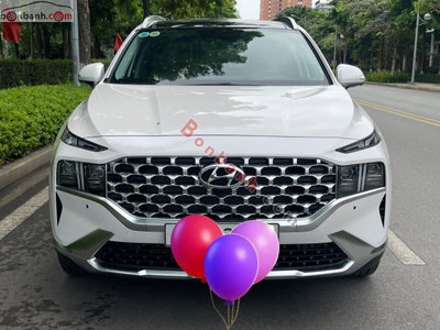 Xe Hyundai SantaFe Cao cấp 2.5L HTRAC 2024