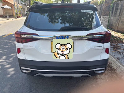 Kia Seltos 2023 1.6AT 130000 km Trắng