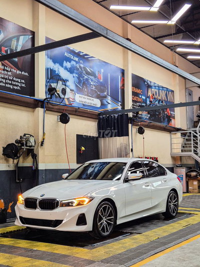 BMW 320i Sportline 2024 Trắng