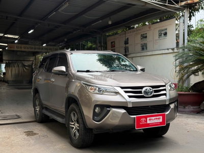 FORTUNER 2.4MT 2020 số sàn- 112.800km - TT 300tr