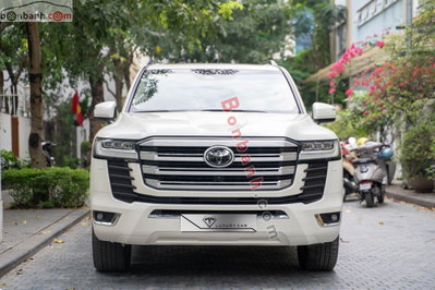 Xe Toyota Land Cruiser 3.5 V6 2025