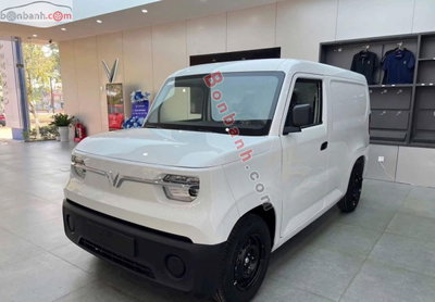 Xe VinFast EC Van AT 2026