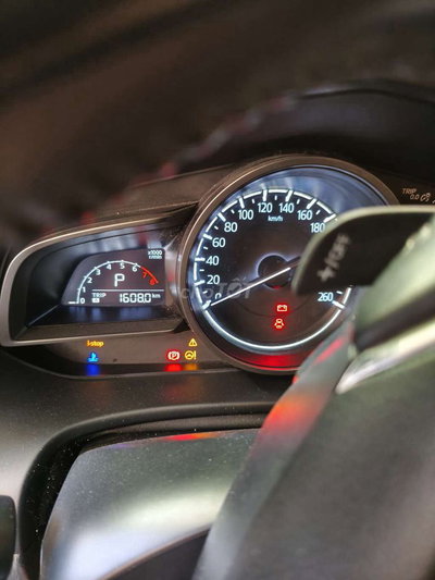 Mazda 3 Luxury 1.5 Sport 2019 Trắng 16080 km