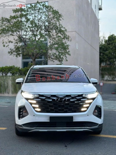 Xe Hyundai Custin Cao Cấp 2.0T 2023