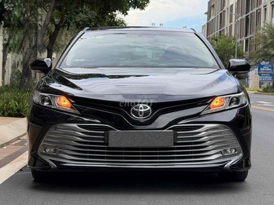 Toyota Camry 2020 2.0G Đen 85.000 km