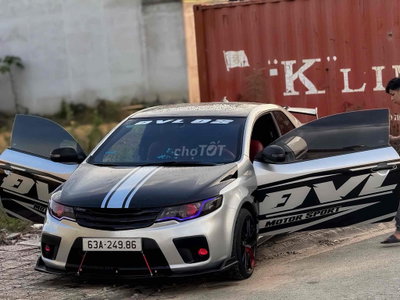 Kia Forte màu Bạc