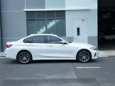 BMW 3-Series 2024 Sportline 32.000 km