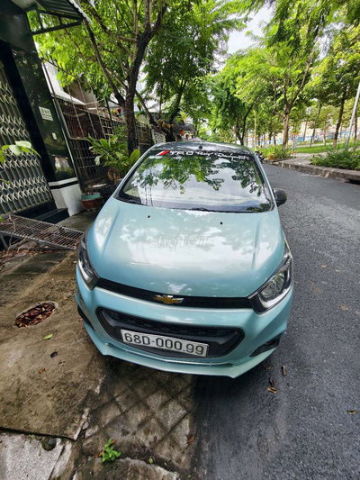 Chevrolet Spark màu Xanh ngọc