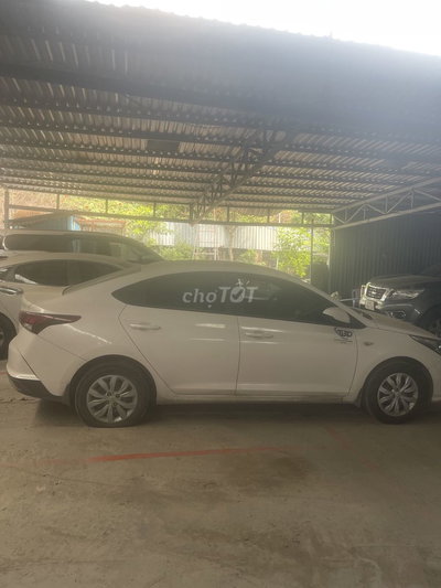 Hyundai Accent 2023 70000 km Trắng