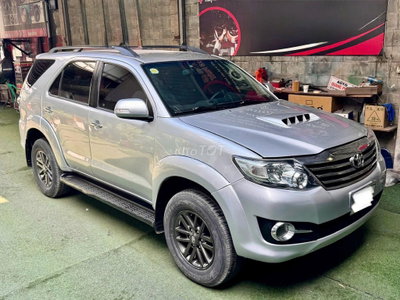 Toyota Fortuner 2.5G model 2016 số sàn máy dầu