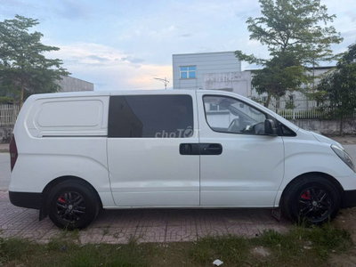 [THANH LÝ CỰC GẤP] - Hyundai Starex 2016 Trắng