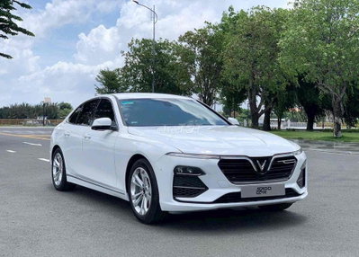 VinFast Lux A2.0 Plus Trắng 38.000 Km