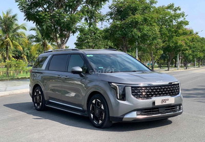 KIA Carnival 2.2D Signature 2025