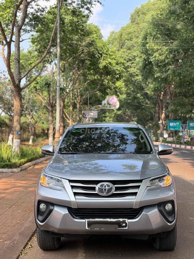 Toyota Fortuner 2019 Bạc