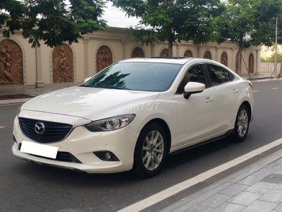 Mazda 6 model 2016 màu trắng