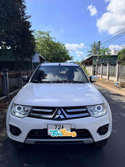 Mitsubishi Pajero Sport 7 chỗ