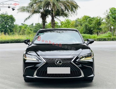 Xe Lexus ES 250 2019