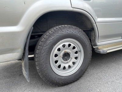 Mitsubishi Pajero V31 2000 phun xăng Fi