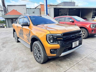 Ford Wildtrak 2022 Vàng xe siêu chất, Vay 70%