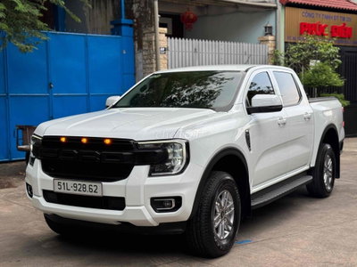 Ford Ranger XLS 2025 1 cầu AT 13.000km