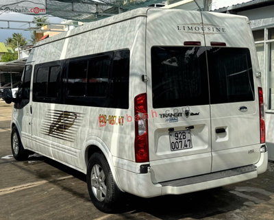Xe Ford Transit 2014