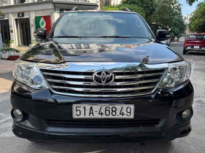 Toyota Fortuner Model 2014 Tự Động