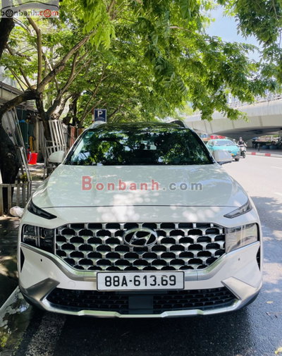 Xe Hyundai SantaFe Cao cấp 2.5L HTRAC 2023