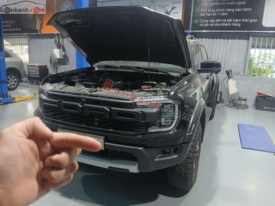 Xe Ford Ranger Raptor 2.0L 4x4 AT 2024