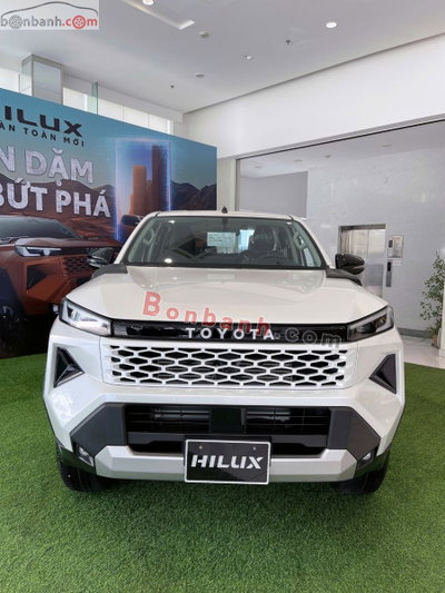 Xe Toyota Hilux Pro 2.8L 4x2 AT 2026
