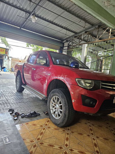 Mitsubishi Triton 2009