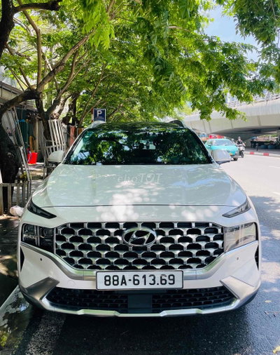 Hyundai SantaFe 2023 Trắng 14.900 km