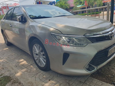 Xe Toyota Camry 2.0E 2017