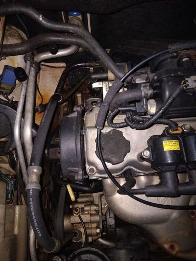 Chevrolet Spark LT Trắng