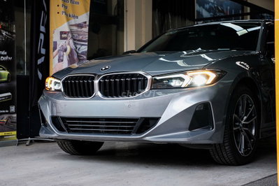 BMW 320i Sportline 2024 Xám 15000 km