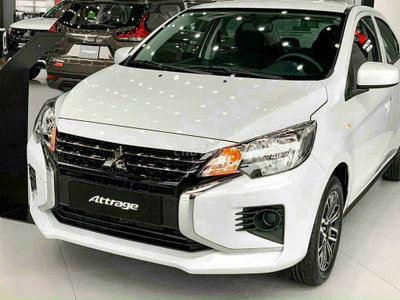 Mitsubishi Attrage MT Trắng