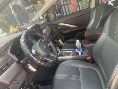 Mitsubishi Xpander Premium 2024 75000 km Xám