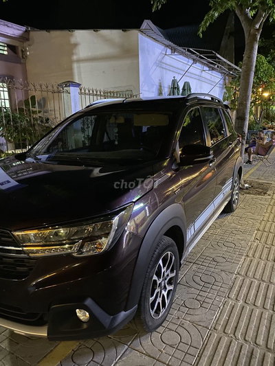 Suzuki XL7, màu đỏ mận 2022 36700 km
