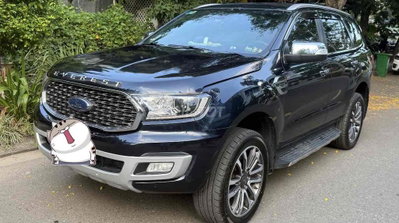 Ford Everest Titanium Xanh đen 57.706 km