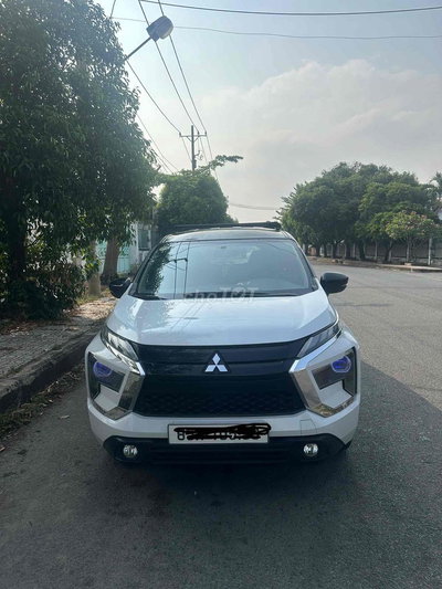 Mitsubishi Xpander 7 chỗ Trắng