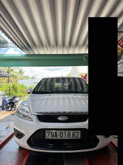Ford Focus 2012 Trắng Số tự động