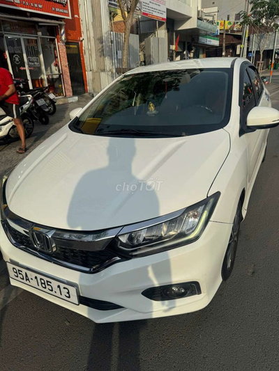 Honda City Top 1.5 Trắng Chính Chủ Bán