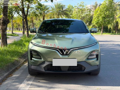 Xe VinFast VF6 Plus 2025