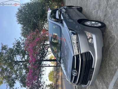 Xe Toyota Innova 2.0E 2016