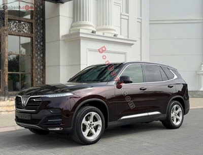 Xe VinFast Lux SA 2.0 Plus 2.0 AT 2019